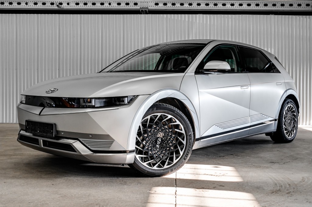 hyundai-ioniq