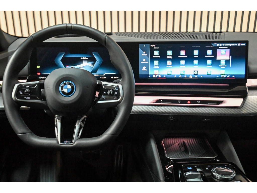 BMW i5 Touring