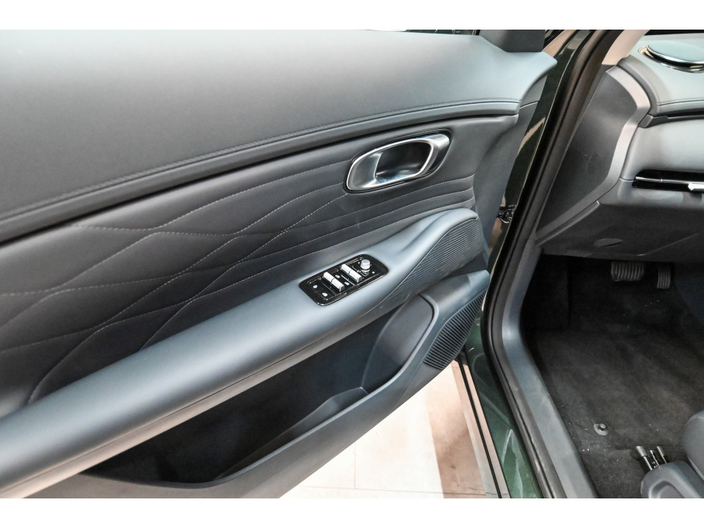 GEELY Starray EM-i