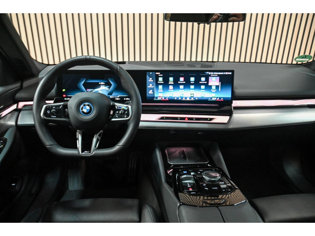 BMW i5 Touring