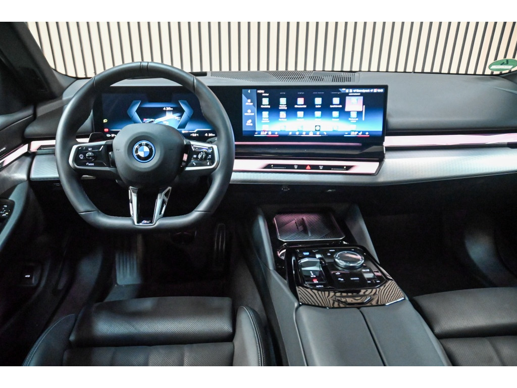 BMW i5 Touring